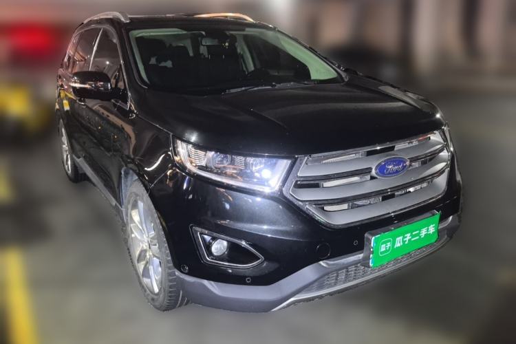 Used Ford Edge 2016 EcoBoost 245 Four-Wheel Drive Titanium 7-Seater Front Right 45 Deg