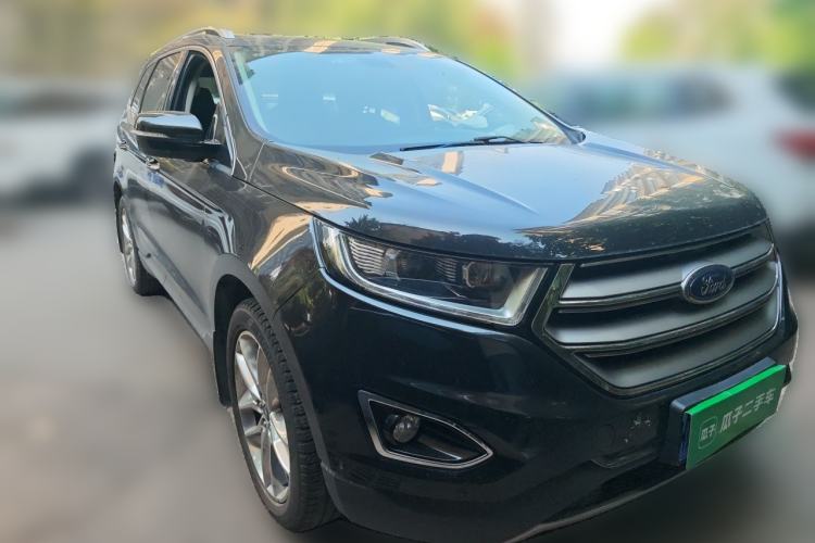 Used Ford Edge 2016 EcoBoost 245 Four-Wheel Drive Titanium 7-Seater Front Right 45 Deg