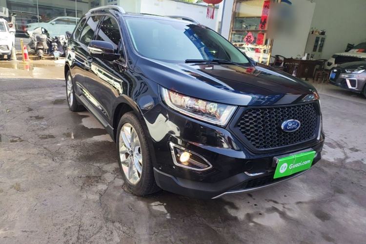 Used Ford Edge 2016 EcoBoost 245 Four-Wheel Drive Titanium 7-Seater Front Right 45 Deg