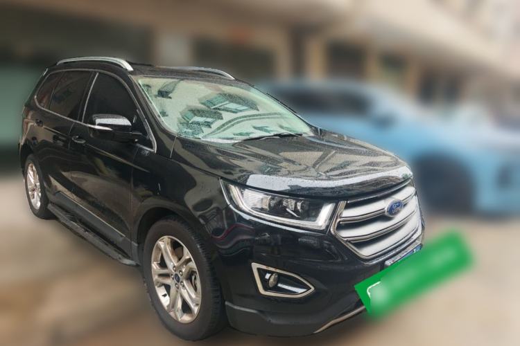 Used Ford Edge 2016 EcoBoost 245 Two-Wheel-Drive Titanium 7-Seater Front Right 45 Deg