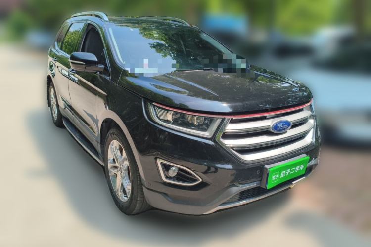 Used Ford Edge 2016 EcoBoost 245 Four-Wheel Drive Titanium Edition 7-Seater Front Right 45 Deg