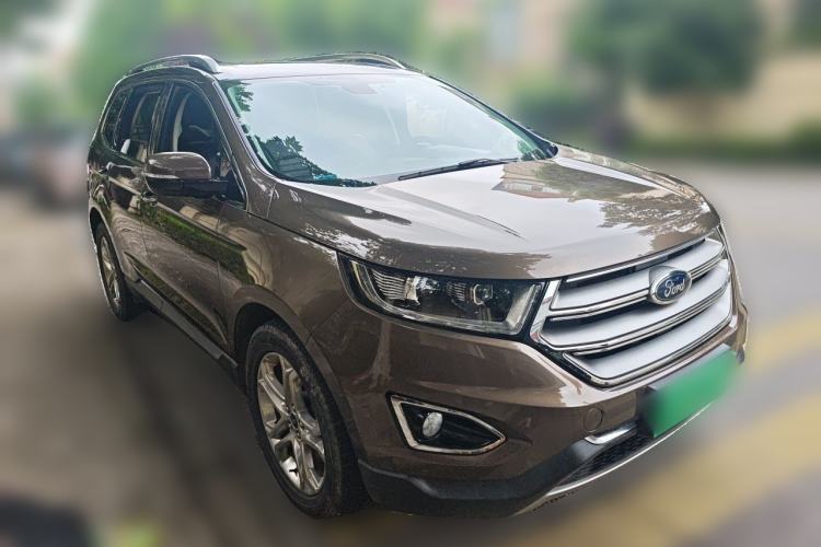 Used Ford Edge 2016 EcoBoost 245 Two-Wheel-Drive Titanium 7-Seater Front Right 45 Deg