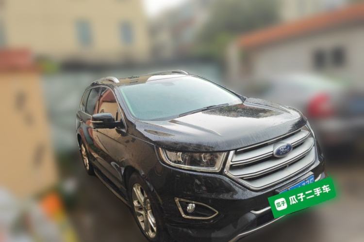 Used Ford Edge 2016 EcoBoost 245 Two-Wheel-Drive Titanium 7-Seater Front Right 45 Deg