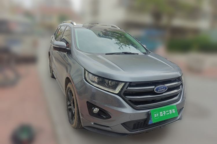Used Ford Edge 2016 EcoBoost 245 Four-Wheel Drive Titanium Edition 7-Seater Front Right 45 Deg