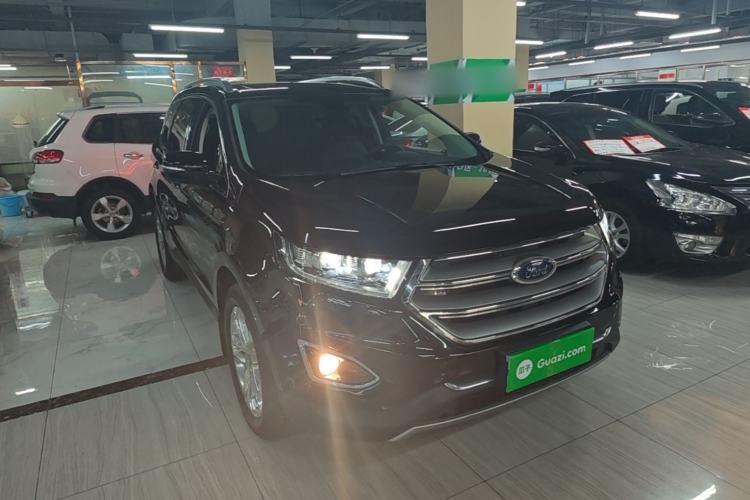 Used Ford Edge 2016 EcoBoost 245 Four-Wheel Drive Titanium Edition 7-Seater Front Right 45 Deg