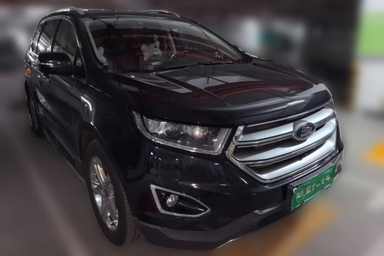 Used Ford Edge 2016 EcoBoost 245 Two-Wheel-Drive Titanium 7-Seater Front Right 45 Deg