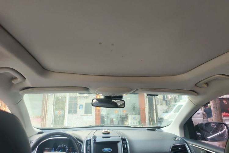 Used Ford Edge 2016 EcoBoost 245 Two-Wheel-Drive Titanium 7-Seater Headliner