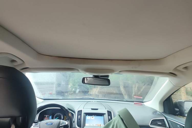 Used Ford Edge 2016 EcoBoost 245 Four-Wheel Drive Titanium Edition 7-Seater Headliner