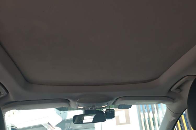 Used Ford Edge 2016 EcoBoost 245 Four-Wheel Drive Titanium 7-Seater Headliner