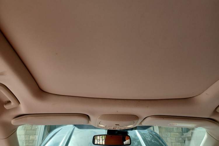 Used Ford Edge 2016 EcoBoost 245 Four-Wheel Drive Titanium Edition 7-Seater Headliner