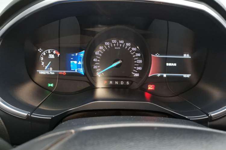 Used Ford Edge 2016 EcoBoost 245 Two-Wheel-Drive Titanium 7-Seater Instrument Cluster