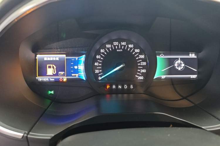 Used Ford Edge 2016 EcoBoost 245 Four-Wheel Drive Titanium Edition 7-Seater Instrument Cluster