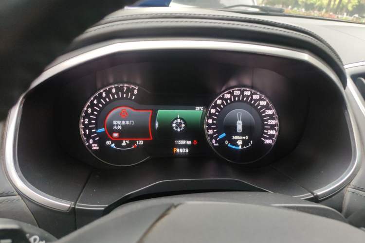 Used Ford Edge 2016 EcoBoost 330 V6 Four-Wheel-Drive Flagship Model with 7 Seats Instrument Cluster