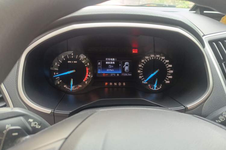 Used Ford Edge 2016 EcoBoost 245 Two-Wheel-Drive Titanium 5-Seater Instrument Cluster