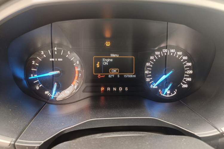 Used Ford Edge 2016 EcoBoost 245 Two-Wheel-Drive Titanium 5-Seater Instrument Cluster