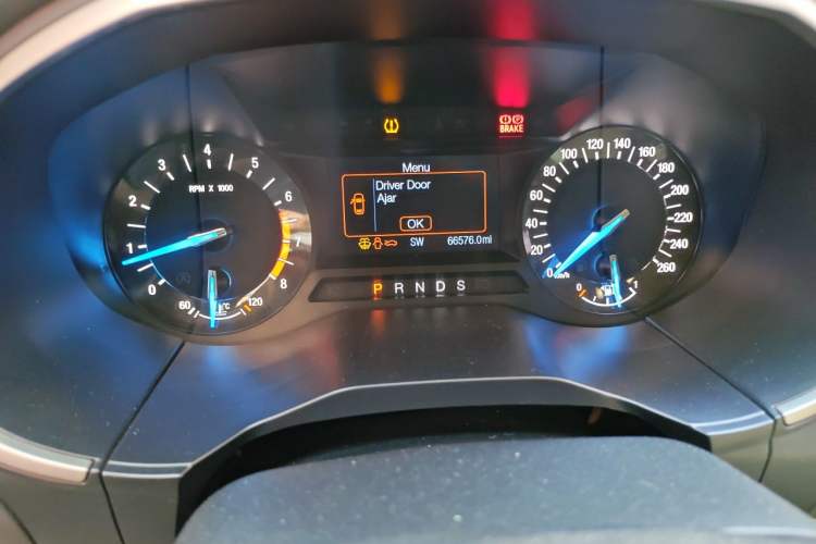 Used Ford Edge 2016 EcoBoost 245 Two-Wheel-Drive Titanium 5-Seater Instrument Cluster