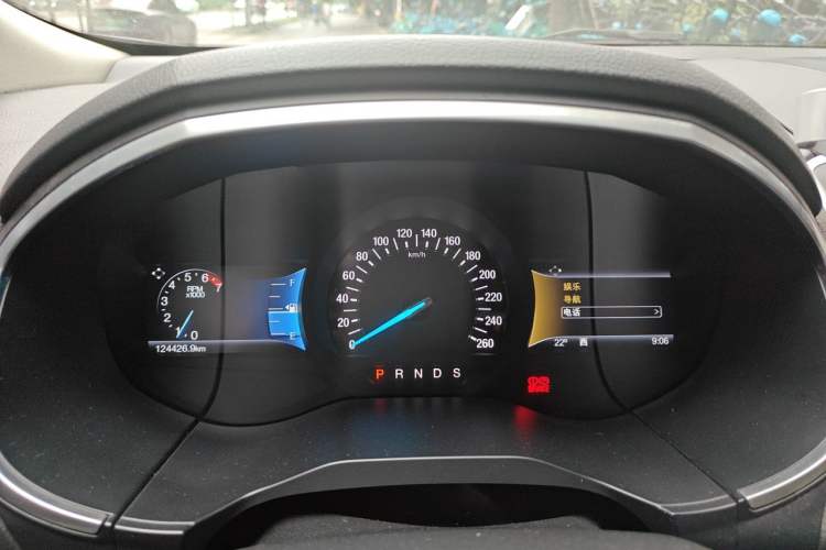Used Ford Edge 2016 EcoBoost 245 Four-Wheel Drive Titanium Edition 7-Seater Instrument Cluster
