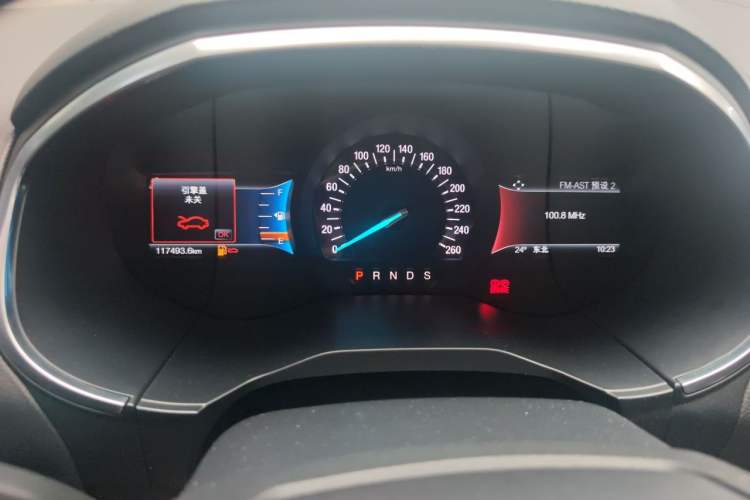 Used Ford Edge 2016 EcoBoost 245 Two-Wheel-Drive Titanium 7-Seater Instrument Cluster