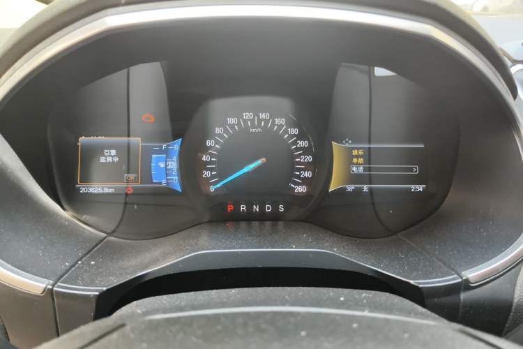 Used Ford Edge 2016 EcoBoost 245 Four-Wheel Drive Titanium Edition 7-Seater Instrument Cluster