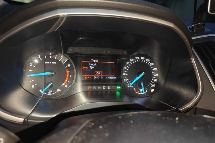 Used Ford Edge 2016 EcoBoost 245 Two-Wheel-Drive Titanium 5-Seater Instrument Cluster