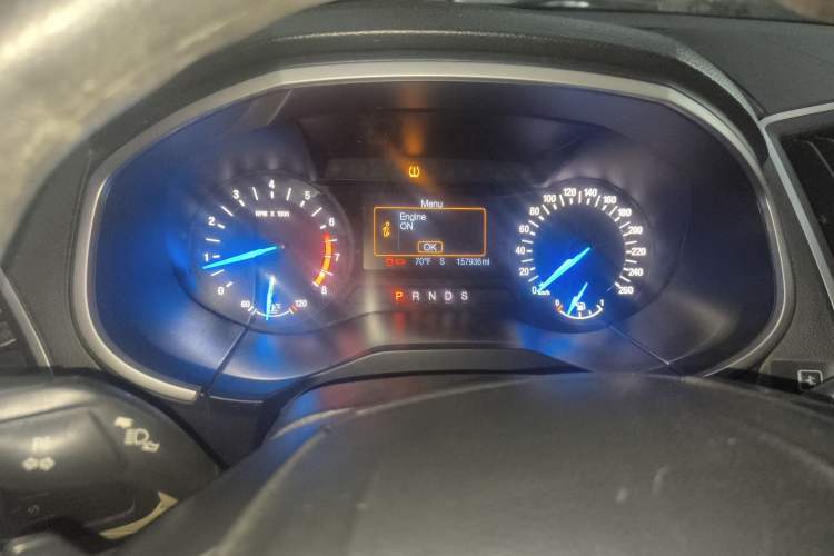 Used Ford Edge 2016 EcoBoost 245 Two-Wheel-Drive Titanium 5-Seater Instrument Cluster