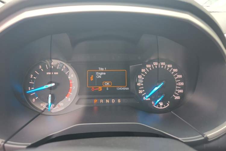 Used Ford Edge 2016 EcoBoost 245 Two-Wheel-Drive Platinum Edition 7-Seater Instrument Cluster