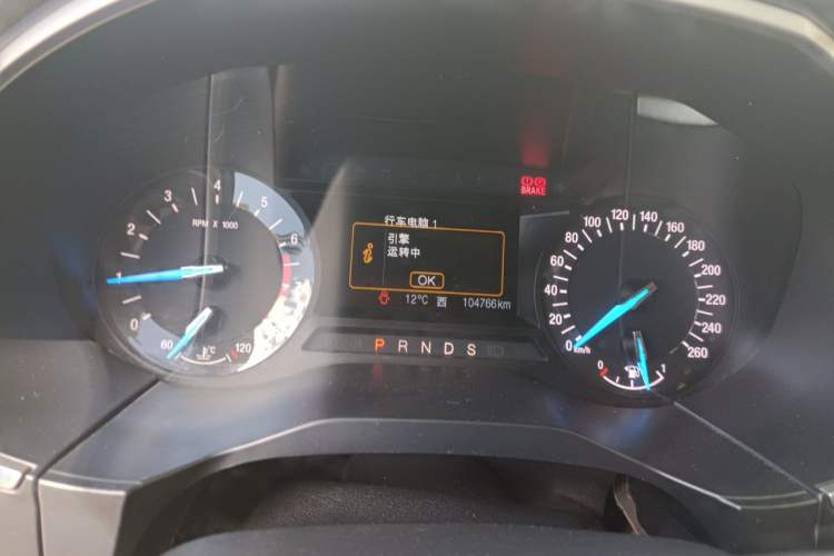 Used Ford Edge 2016 EcoBoost 245 Two-Wheel-Drive Titanium 5-Seater Instrument Cluster