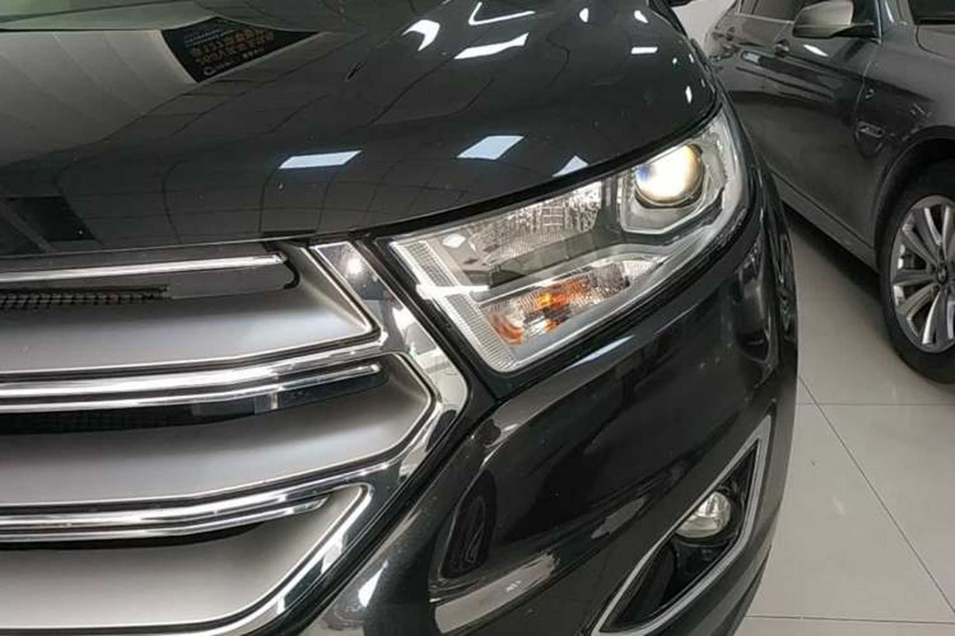Used Ford Edge 2016 EcoBoost 245 Two-Wheel-Drive Titanium 5-Seater Left Front Headlight