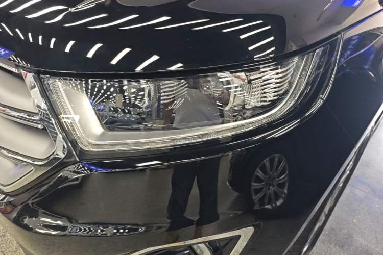 Used Ford Edge 2016 EcoBoost 245 Four-Wheel Drive Titanium Edition 7-Seater Left Front Headlight