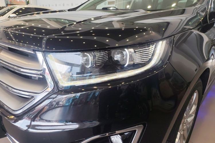 Used Ford Edge 2016 EcoBoost 245 Four-Wheel Drive Titanium 7-Seater Left Front Headlight