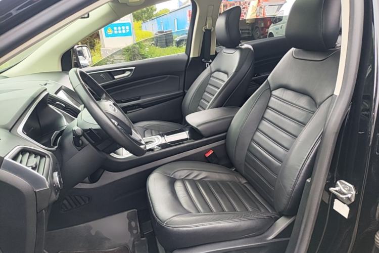 Used Ford Edge 2016 EcoBoost 245 Two-Wheel-Drive Titanium 7-Seater Left Front Seat