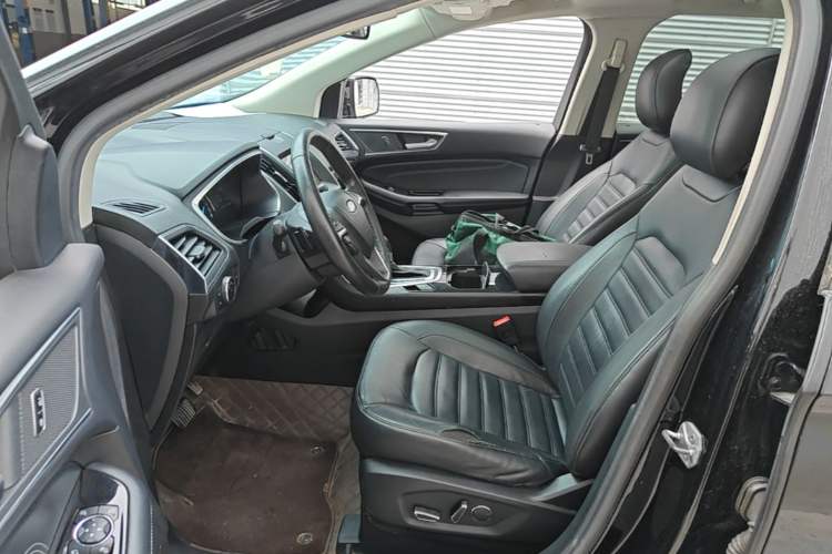 Used Ford Edge 2016 EcoBoost 245 Four-Wheel Drive Titanium Edition 7-Seater Left Front Seat