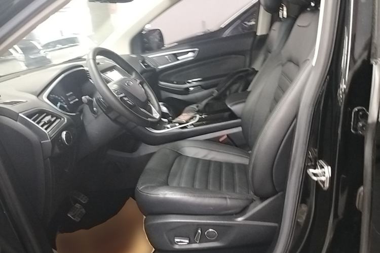 Used Ford Edge 2016 EcoBoost 245 Four-Wheel Drive Titanium Edition 7-Seater Left Front Seat