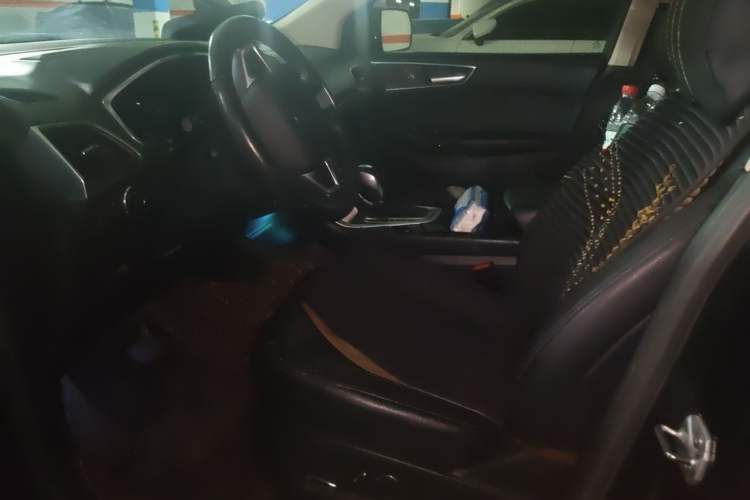Used Ford Edge 2016 EcoBoost 245 Two-Wheel-Drive Titanium 7-Seater Left Front Seat