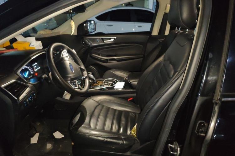 Used Ford Edge 2016 EcoBoost 245 Two-Wheel-Drive Titanium 7-Seater Left Front Seat