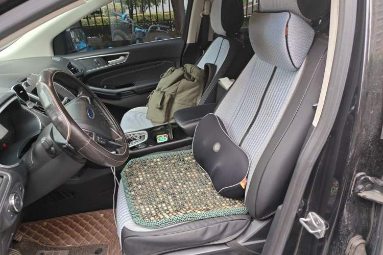 Used Ford Edge 2016 EcoBoost 245 Four-Wheel Drive Titanium Edition 7-Seater Left Front Seat