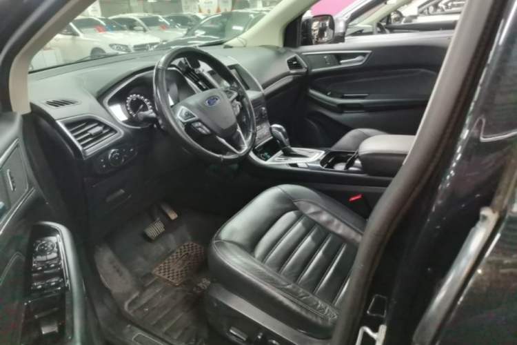 Used Ford Edge 2016 EcoBoost 245 Four-Wheel Drive Titanium Edition 7-Seater Left Front Seat