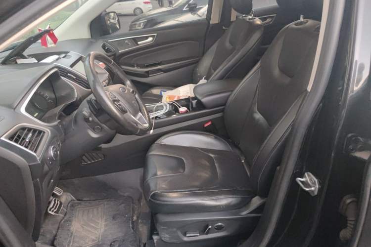 Used Ford Edge 2016 EcoBoost 245 Four-Wheel Drive Titanium 7-Seater Left Front Seat