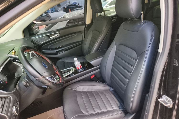 Used Ford Edge 2016 EcoBoost 245 Two-Wheel-Drive Titanium 7-Seater Left Front Seat