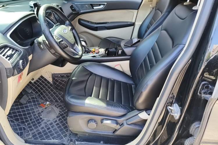 Used Ford Edge 2016 EcoBoost 245 Two-Wheel-Drive Titanium 5-Seater Left Front Seat