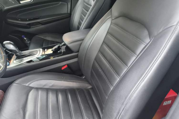 Used Ford Edge 2016 EcoBoost 245 Two-Wheel-Drive Titanium 7-Seater Left Front Seat