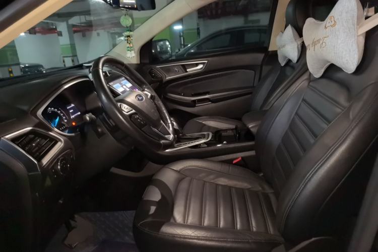 Used Ford Edge 2016 EcoBoost 245 Two-Wheel-Drive Titanium 7-Seater Left Front Seat