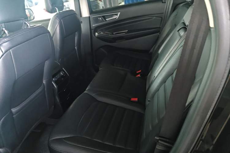 Used Ford Edge 2016 EcoBoost 245 Two-Wheel-Drive Titanium 7-Seater Left Rear Seat