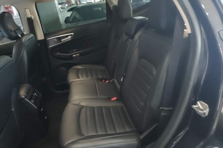 Used Ford Edge 2016 EcoBoost 245 Two-Wheel-Drive Titanium 7-Seater Left Rear Seat