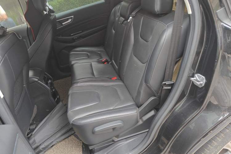 Used Ford Edge 2016 EcoBoost 245 Four-Wheel Drive Titanium 7-Seater Left Rear Seat