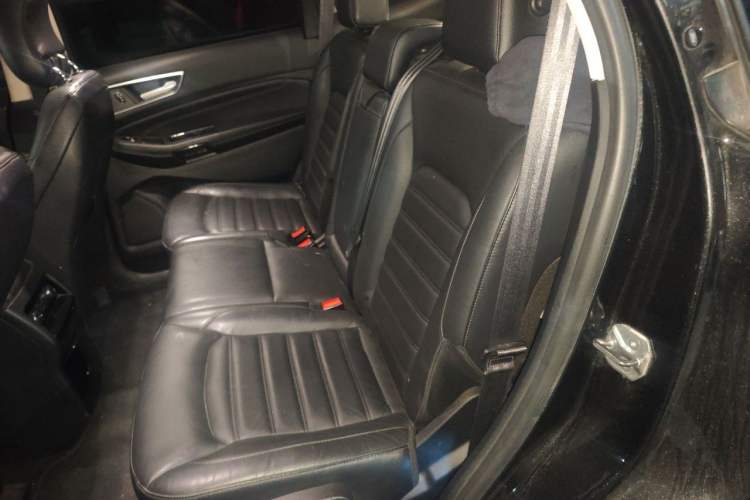 Used Ford Edge 2016 EcoBoost 245 Two-Wheel-Drive Titanium 7-Seater Left Rear Seat