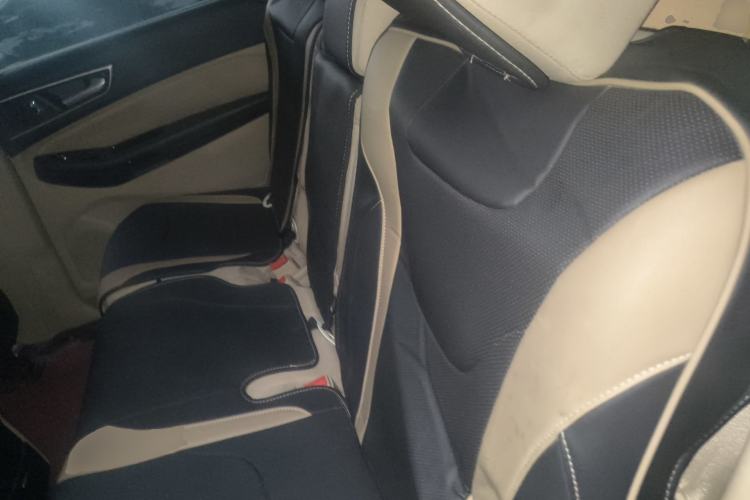 Used Ford Edge 2016 EcoBoost 245 Two-Wheel-Drive Titanium 5-Seater Left Rear Seat