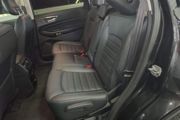Used Ford Edge 2016 EcoBoost 245 Two-Wheel-Drive Titanium 7-Seater Left Rear Seat