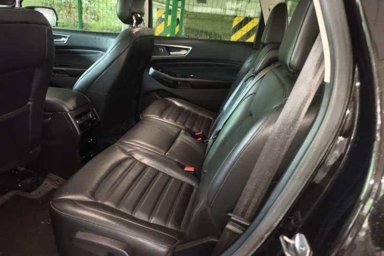 Used Ford Edge 2016 EcoBoost 245 Two-Wheel-Drive Titanium 7-Seater Left Rear Seat