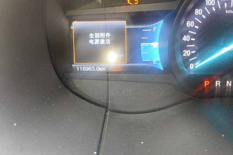 Used Ford Edge 2016 EcoBoost 245 Two-Wheel-Drive Titanium 7-Seater Odometer Close Up